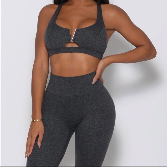 SOLD Bombshell Sportswear Leggings & Bra Set Large - Picture 4 of 11